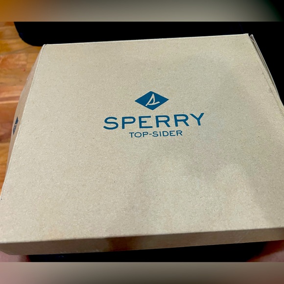 Brand new snow women boots size 7 - Picture 1 of 3